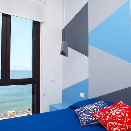 Sea Windows